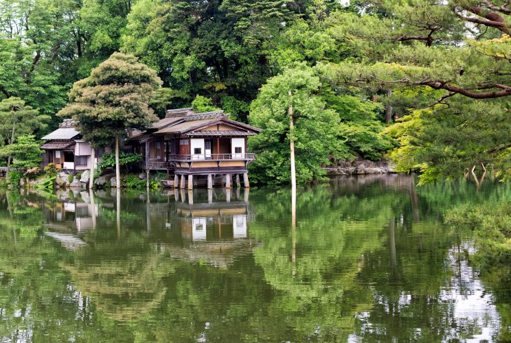 Nhà trà ở Vườn Kenrokuen, Kanazawa, Nhật Bản